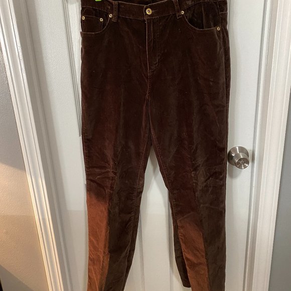 EUC~DG2 Diane Gilman Stretch Velvet straight leg Jean Women's~Brown sz 12 - Picture 2 of 12